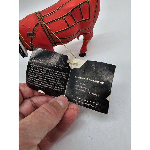 Cowparade Figurine Beefeater- It Ain't Natural London Palace Guard #7247 Vintage - Picture 8 of 15